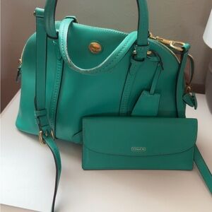Coach Turquoise Shoulder Bag set